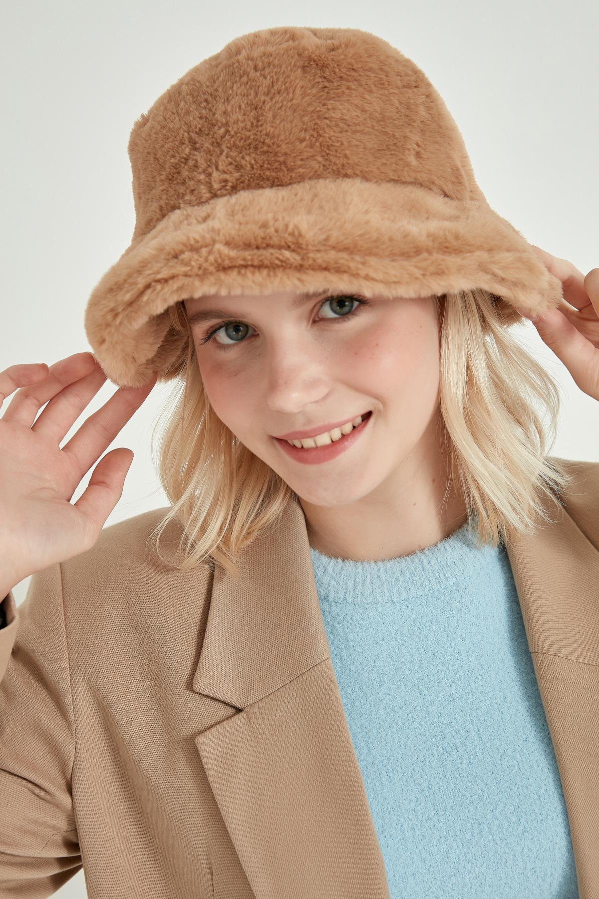 Καπέλο "Faux Fur Cozy"