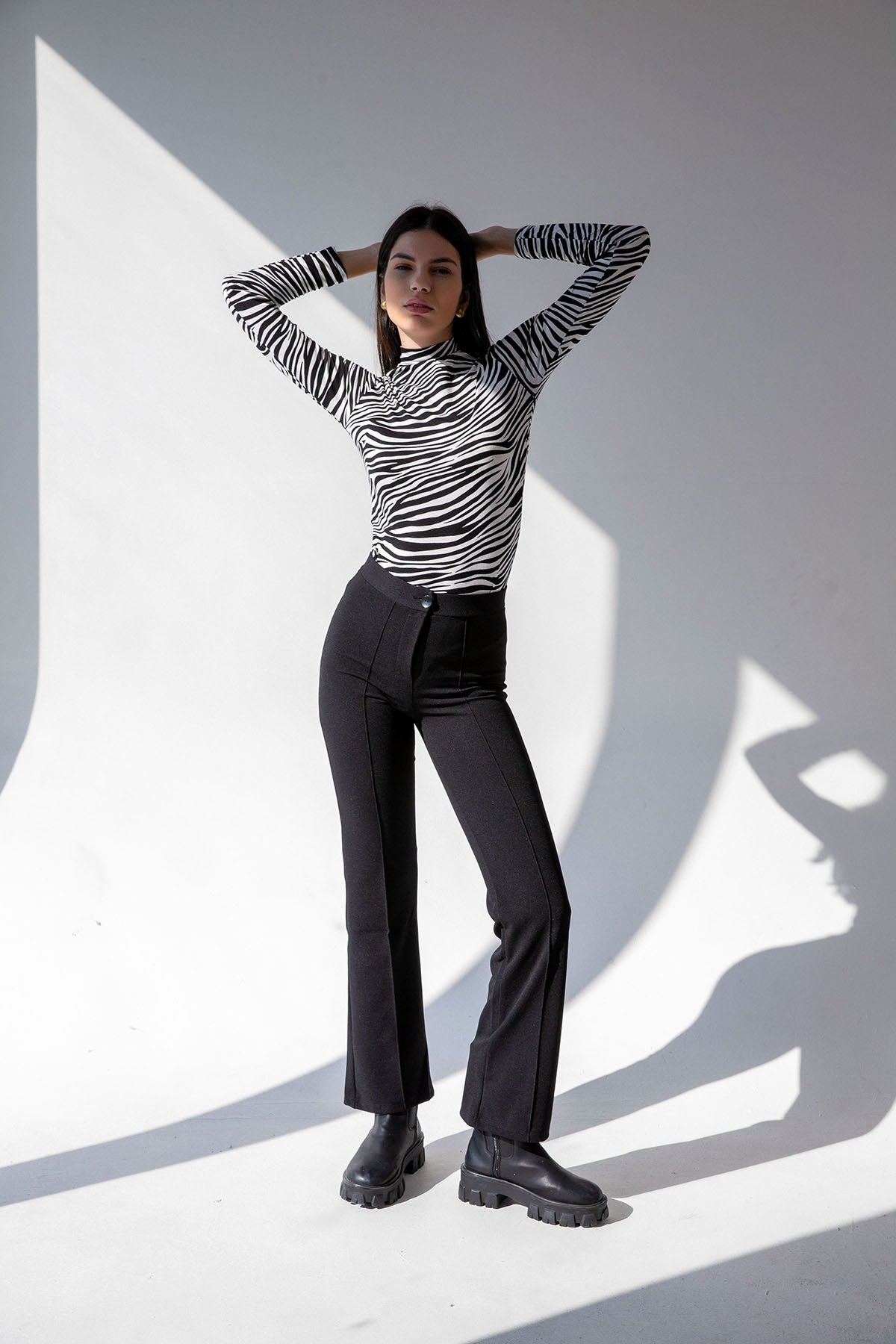 Μοντέρνο Ψηλόμεσο Παντελόνι "Elegant Fit"